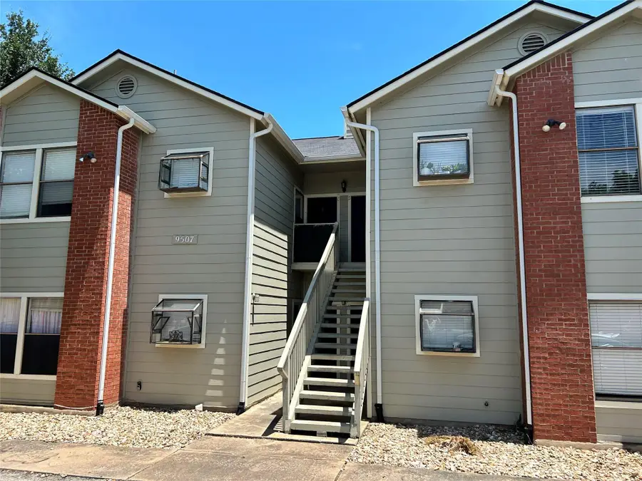 9507 Kempler Dr, Austin, TX 78748 - Image #2