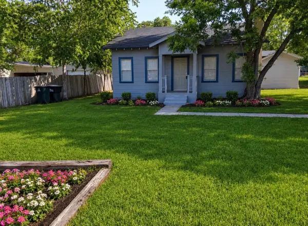 513 San Marcos Highway, Luling, TX 78648