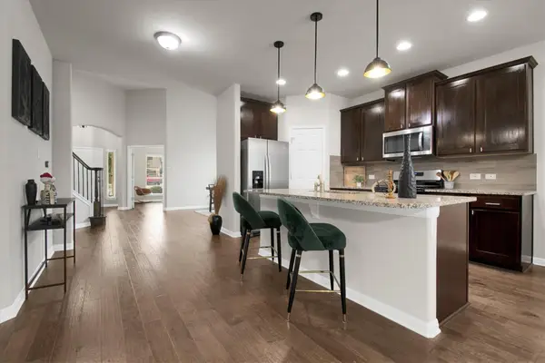 13601 Larrys Ln, Austin, TX 78652