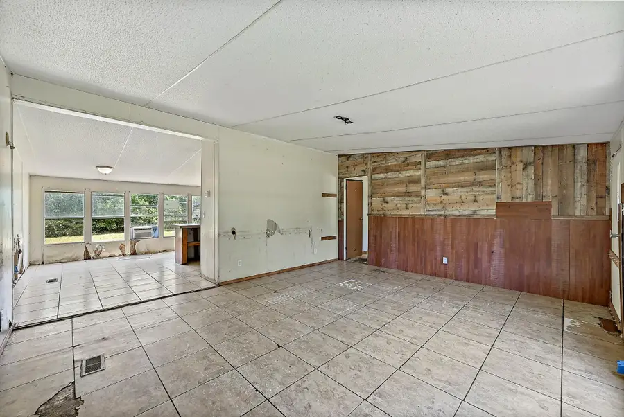 112 Allen St, Bertram, TX 78605 - #3