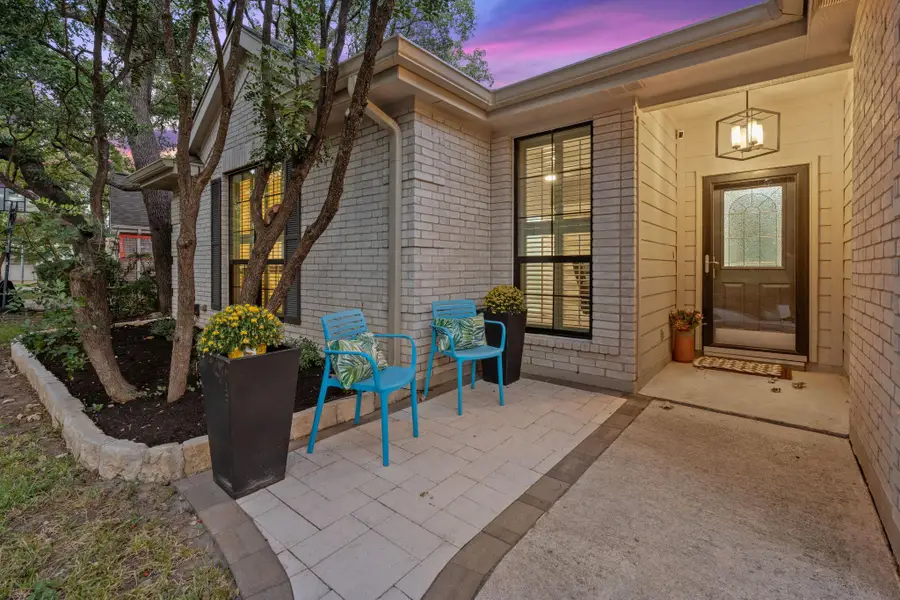 4009 Great Plains Dr, Austin, TX 78735 - Image #3