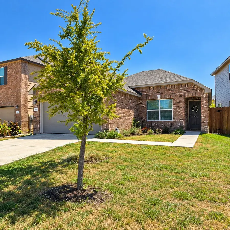 672 Bailey Park Dr, Jarrell, TX 76537 - #2