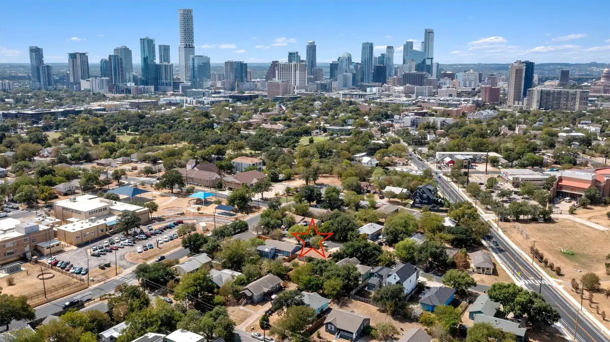1113 Lawson Ln, Austin, TX 78702 - #1