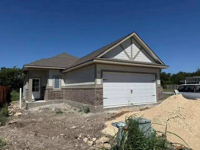 500 Gene Ray Ave, Bertram, TX 78605 - #1