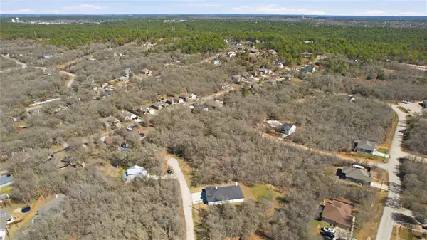 117 Lanikai Ct, Bastrop, TX 78602