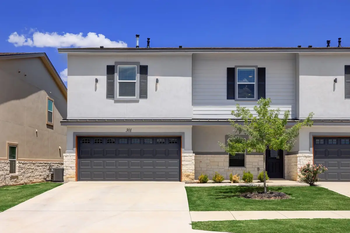 2105 Tiger Trl #301, Round Rock, TX 78664 - Image #1