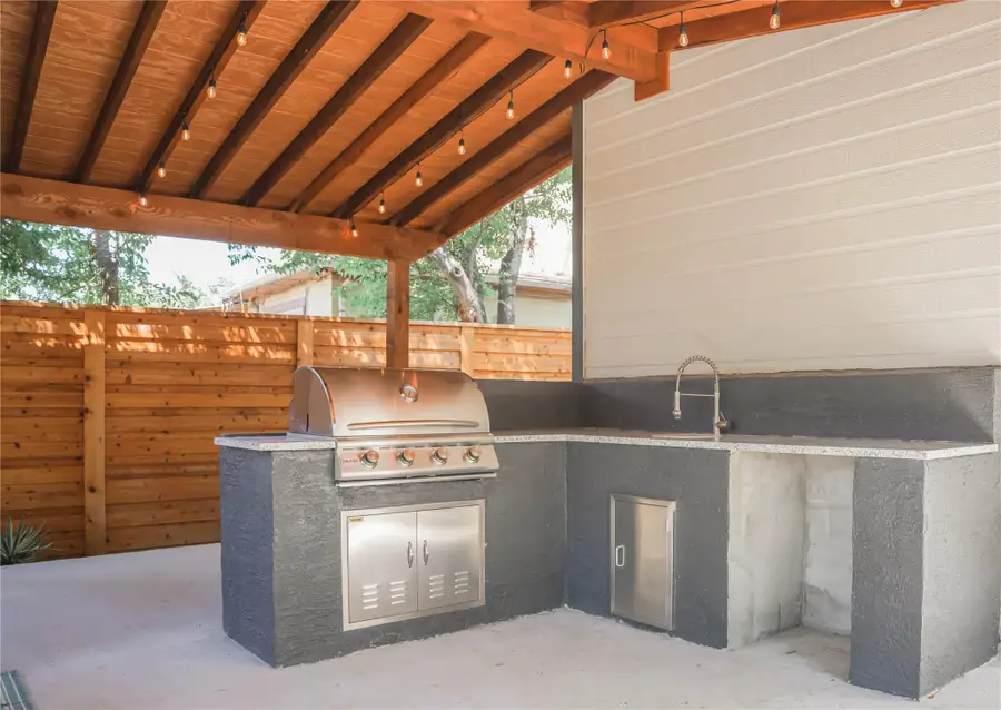 518 Rigsby Ave, San Antonio, TX 78210 - #2