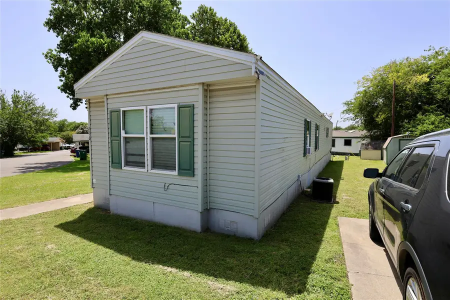 900 Broken Feather Trl #236, Pflugerville, TX 78660 - #2