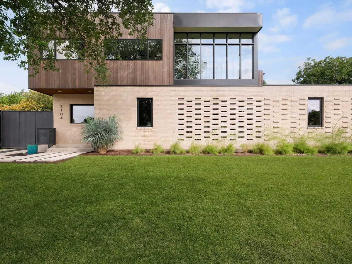2104 Ann Arbor Ave, Austin, TX 78704 - #1