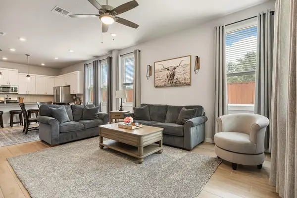 1100 Deer Rim Rd, Leander, TX 78641
