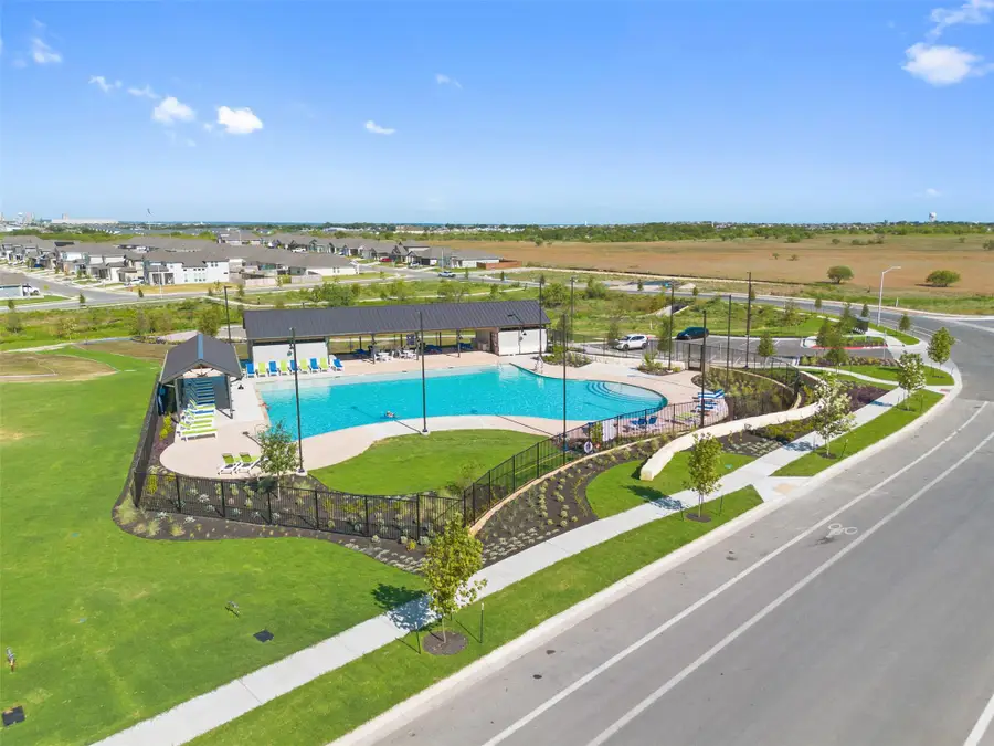 476 Young St, Buda, TX 78610 - #3