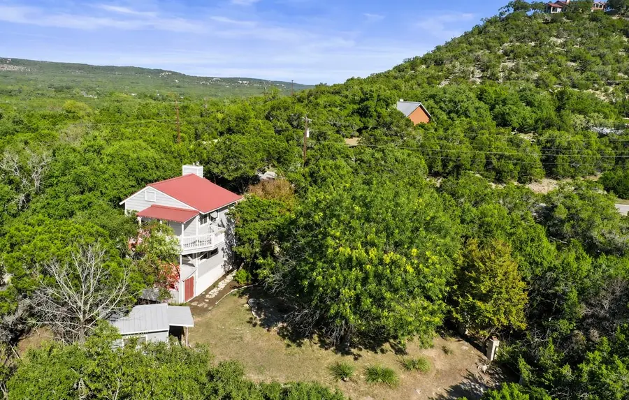 131 Belle Dr, Wimberley, TX 78676 - #2