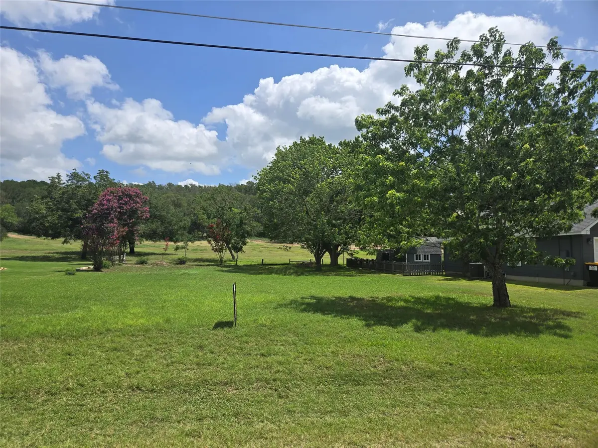184 Kahana Ln, Bastrop, TX 78602 - Image #1