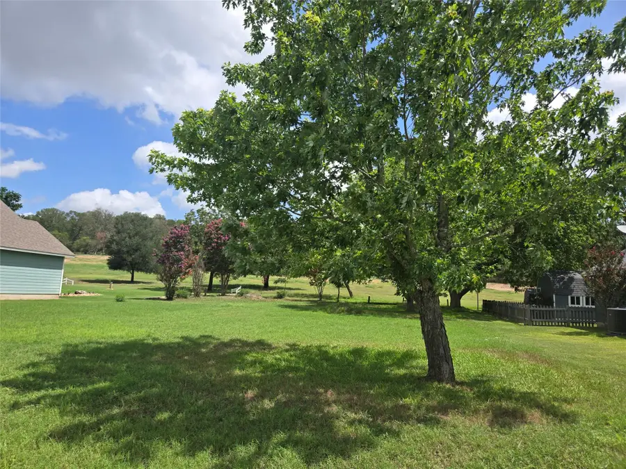 184 Kahana Ln, Bastrop, TX 78602 - Image #2