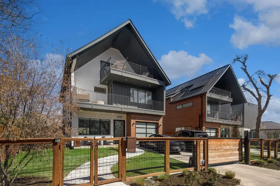 1410 E 3rd St #A, Austin, TX 78702 - #2