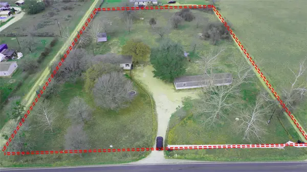 2902 Caldwell Ln #A, Del Valle, TX 78617