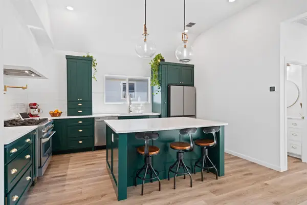 503 W Martin Luther King Jr Blvd, Taylor, TX 76574