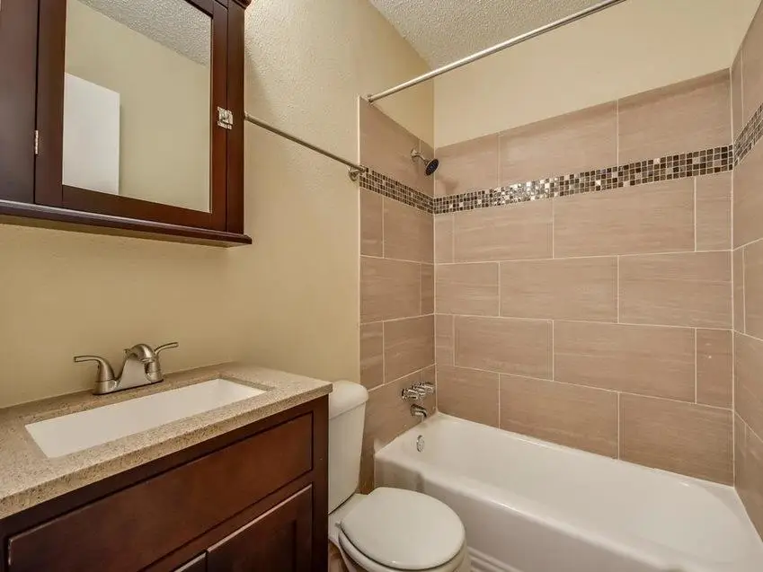 2401 Manor Rd #119, Austin, TX 78722 - #3