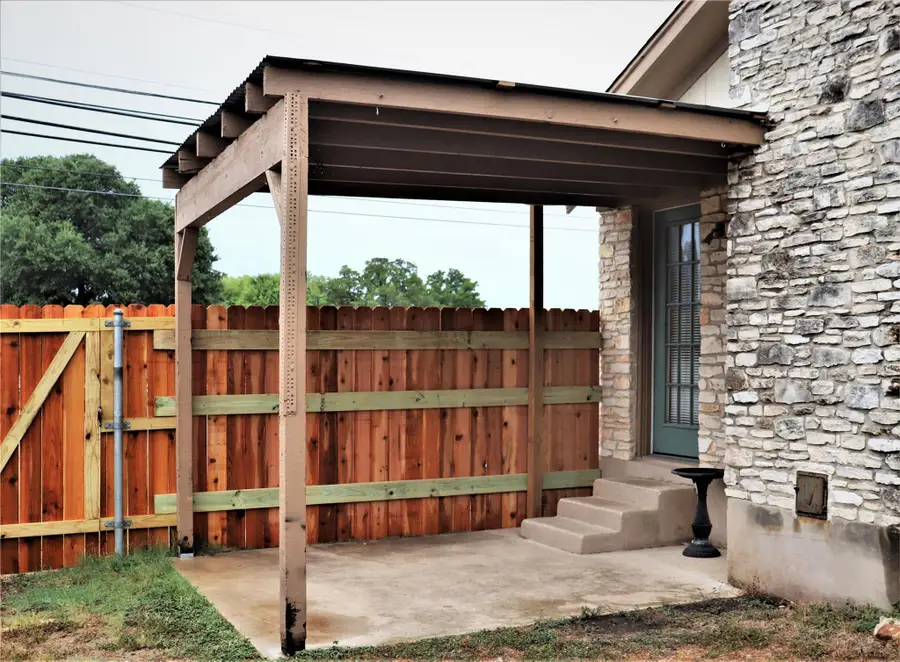 1202 Leander Rd #A & B, Georgetown, TX 78628 - #2
