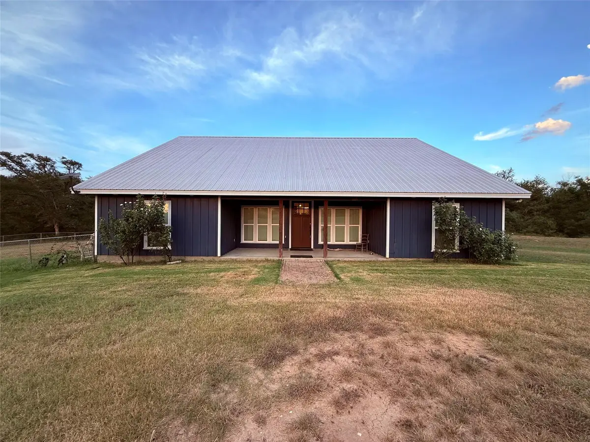 305 Goertz Dr, Red Rock, TX 78662 - Image #1