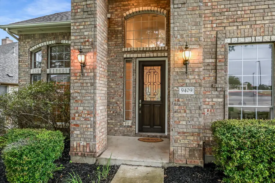9409 Lisi Anne Dr, Austin, TX 78717 - Image #2