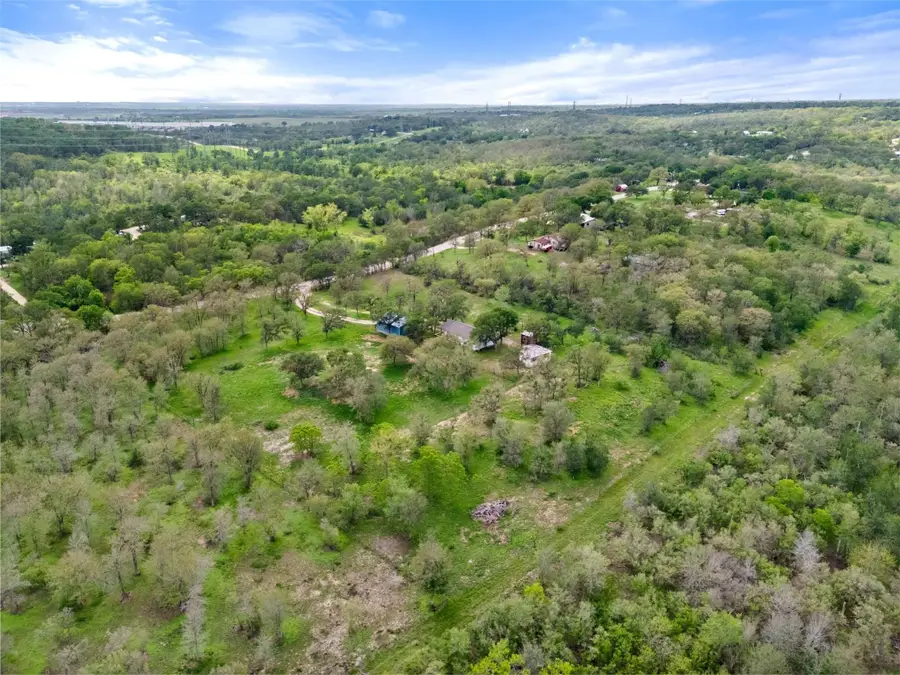 274 Old Austin Trl, Elgin, TX 78621 - #3
