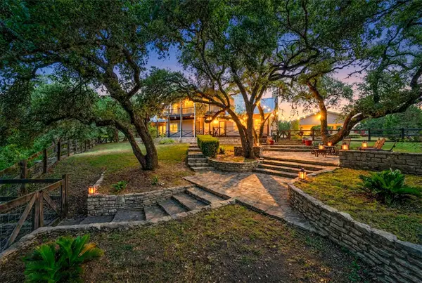101 Arrowlake Rd, Wimberley, TX 78676