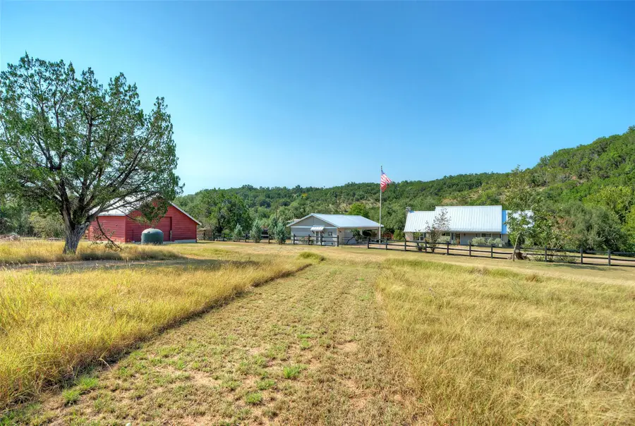 101 Arrowlake Rd, Wimberley, TX 78676 - Image #2