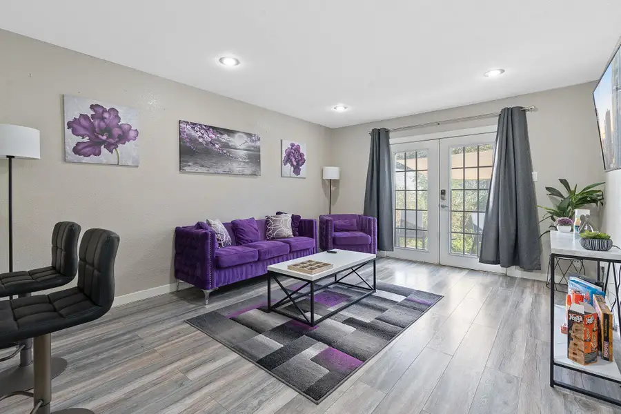 1906 Valley Hill Cir, Austin, TX 78741 - Image #2