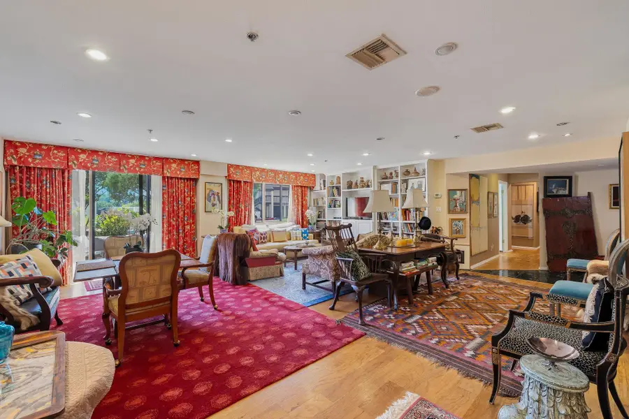 40 N Interstate 35 Highway N #1B3, Austin, TX 78701 - #3