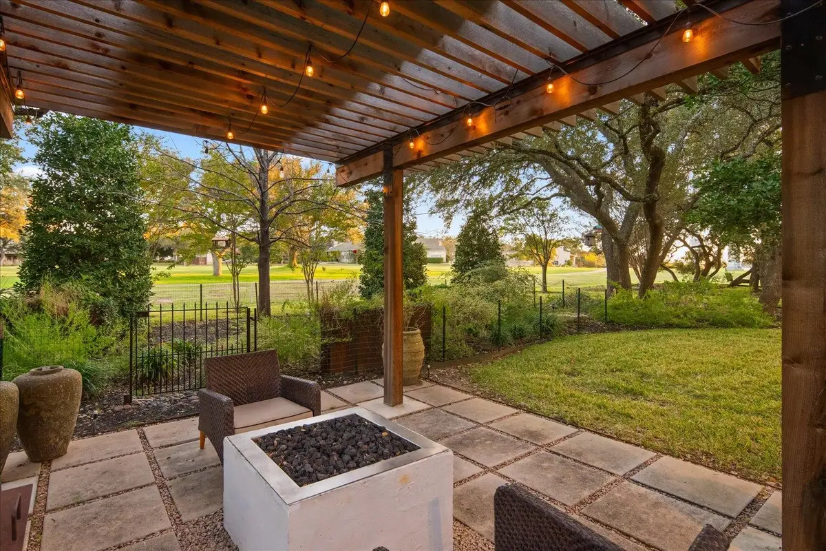 112 White Sands Dr, Lakeway, TX 78734 - Image #1