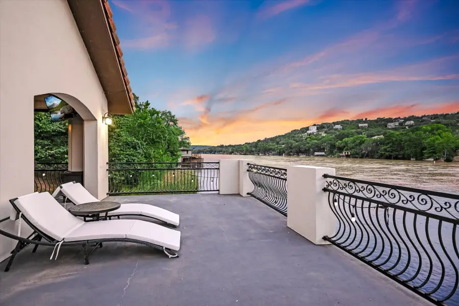 14132 Flat Top Ranch Rd, Austin, TX 78732 - Image #3