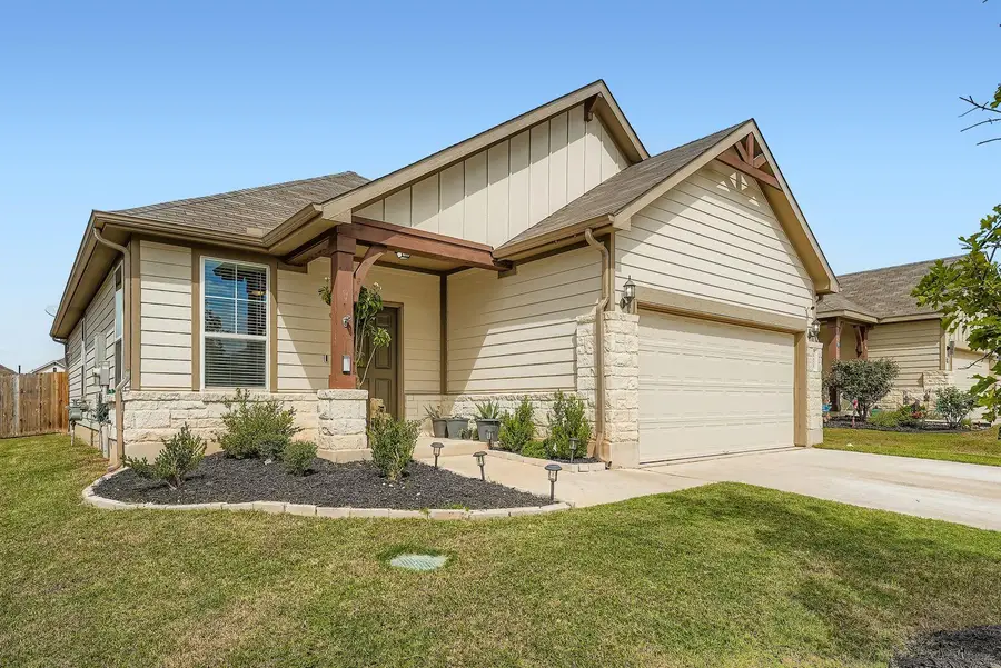 126 Big Leaf Dr, Buda, TX 78610 - Image #2