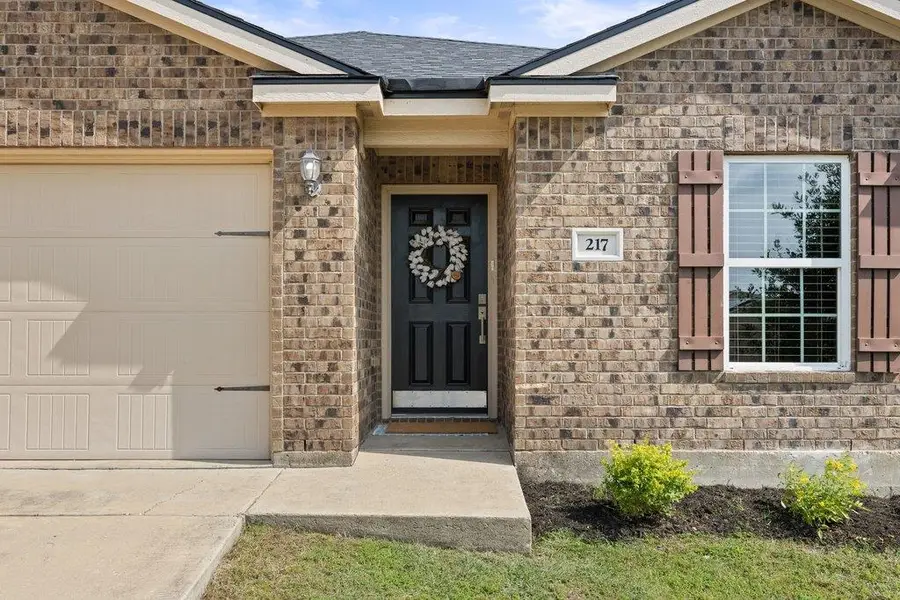 217 Farmer Ln, Jarrell, TX 76537 - #2