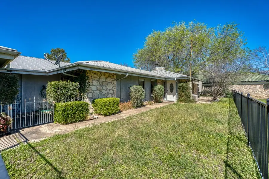 1504 Horseshoe Bay Proper #A, Horseshoe Bay, TX 78657 - #2