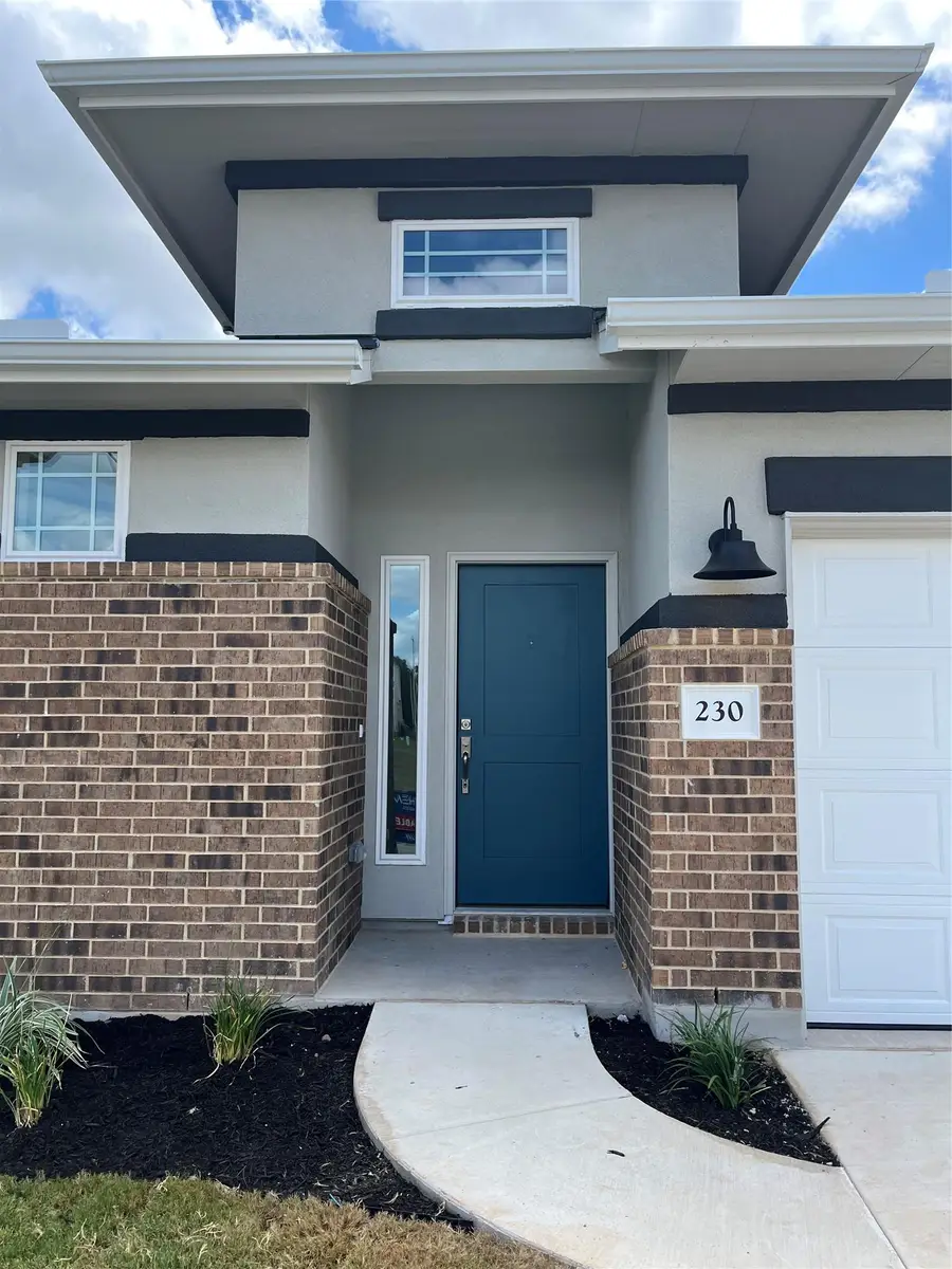 230 Revere Dr, Kyle, TX 78640 - Image #2