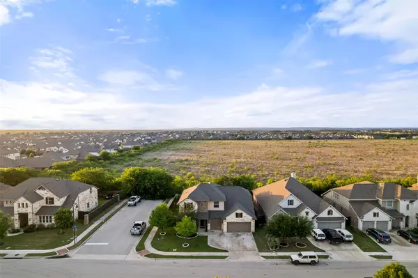 401 Daniel Xing, Liberty Hill, TX 78642