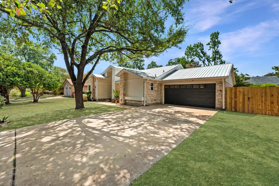 4001 Burr Oak Ln, Austin, TX 78727 - #3