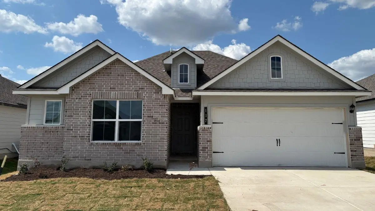 117 Little Green Trl, Jarrell, TX 76537 - Image #1