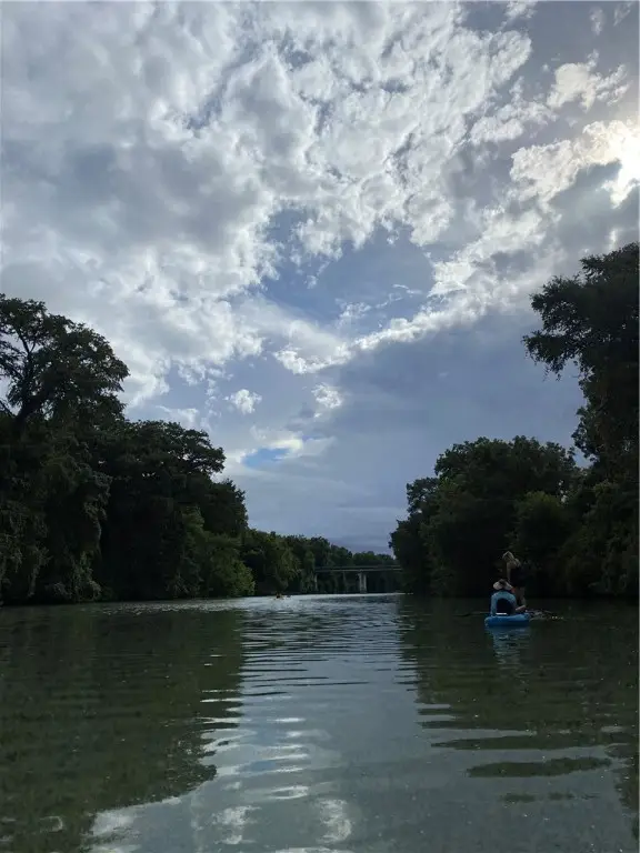 374 Guadalupe River Dr, Seguin, TX 78155 - Image #2