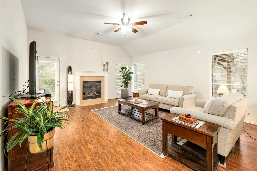 3802 Azur Ln, Round Rock, TX 78681 - #3