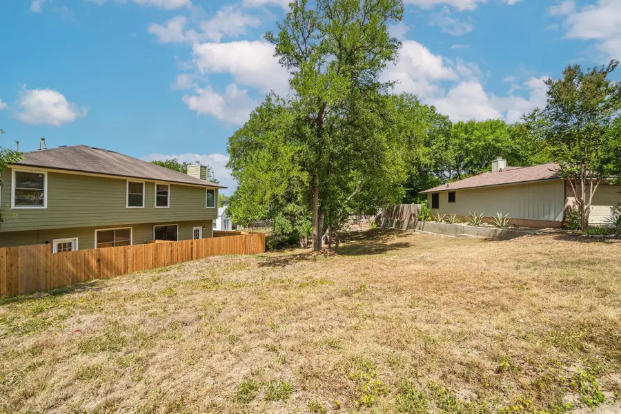 4808 Brook Creek Cv, Austin, TX 78744 - Image #3
