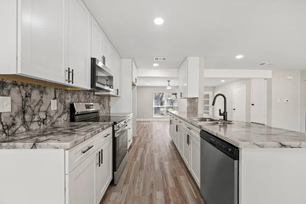 1313 Redbud Trl, Lockhart, TX 78644 - Image #1