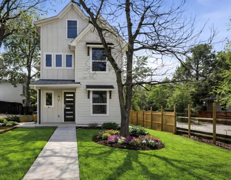 2301 E 10th St, Austin, TX 78702 - #2