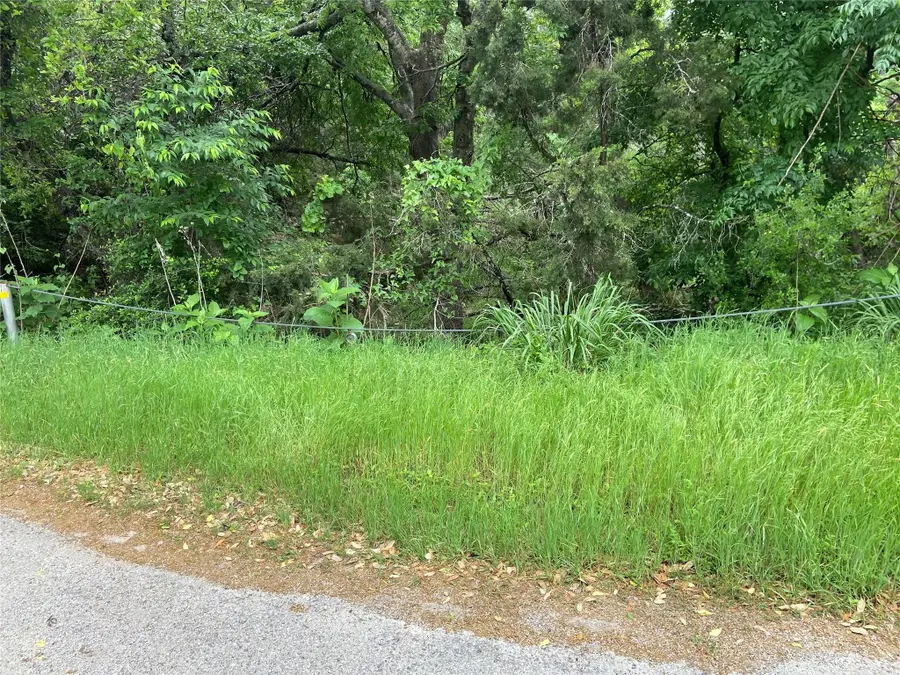 20901 Park Dr, Lago Vista, TX 78645 - #2