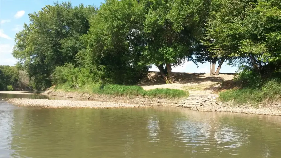 195 Hidden Shores Loop, Smithville, TX 78957 - #2