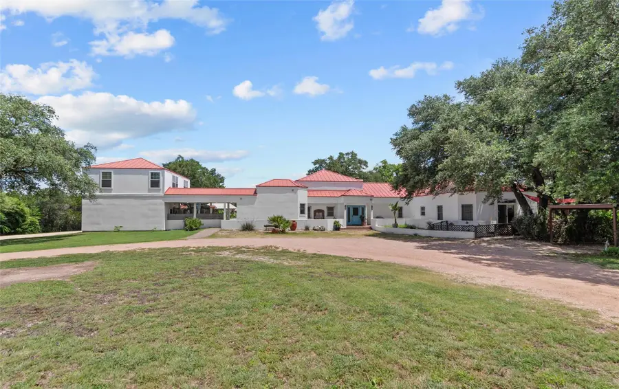 6750 N Lakeview Dr, Salado, TX 76571 - #2