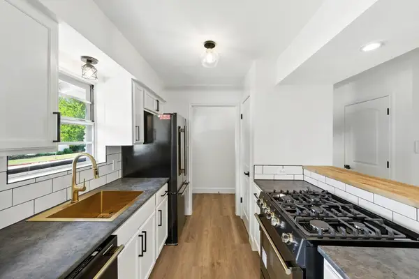 8520 Bradford Dr, Austin, TX 78758