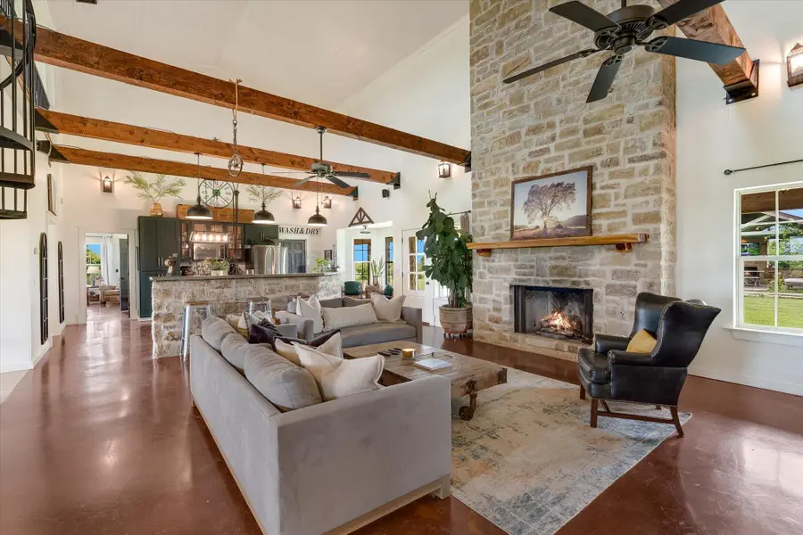 400 Little El Paso Rd, Martindale, TX 78655 - #2