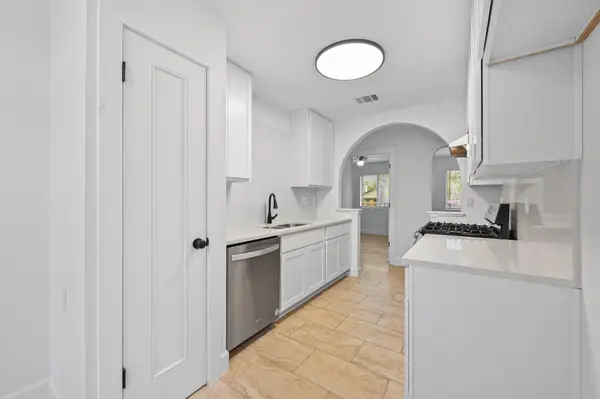 11508 Swearingen Dr, Austin, TX 78758